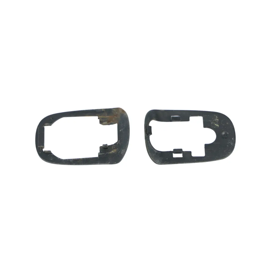 Outer Door Handle Seal Gasket Rear Left Right N/O/S to Audi Q7 4L with Part number 4L0837211 Audi Q7 4L Outer Door Handle Seal Gasket Rear Left Right N/O/S - SKU 4L0837211 - Part number 4L0837211