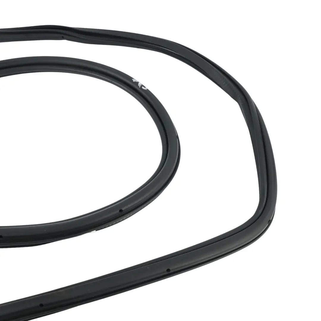 Audi Q7 4L Front Door Outer Rubber Seal Gasket Right O/S - SKU 4L0837912 - Part number 4L0837912