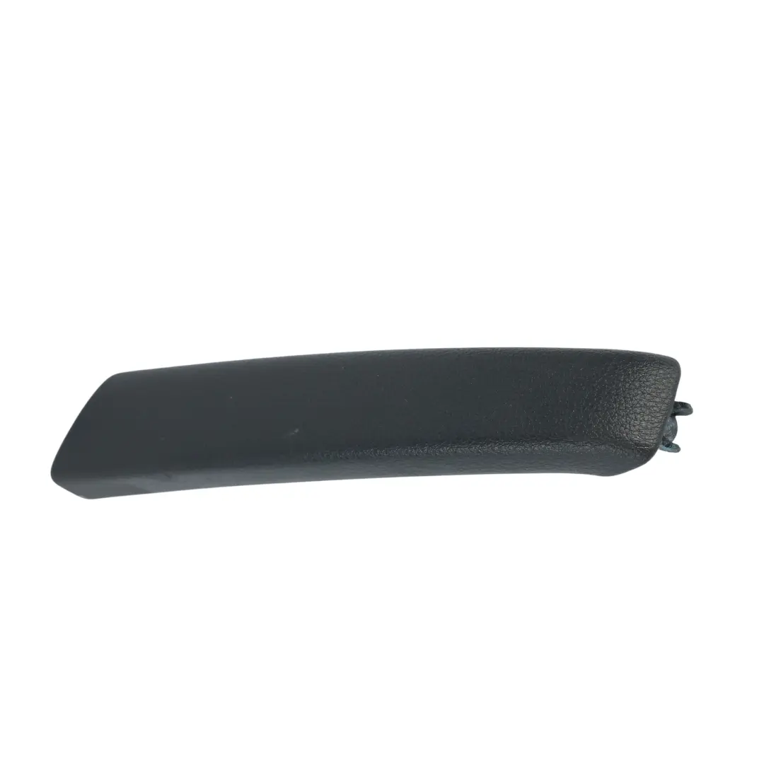 Tapicerka Drzwi Tylnych Prawych Czarna do Audi Q7 4L o numerze 4L0867396 Audi Q7 4L Tapicerka Drzwi Tylnych Prawych Czarna - SKU 4L0867396 - Numer Części 4L0867396