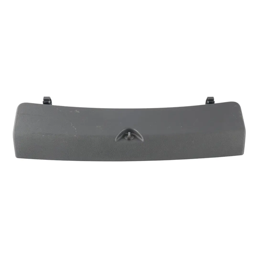 Dolna Osłona Tapicerka Klapy Bagażnika do Audi Q7 4L o numerze 4L0867973D Audi Q7 4L Dolna Osłona Tapicerka Klapy Bagażnika - SKU 4L0867973D - Numer Części 4L0867973D