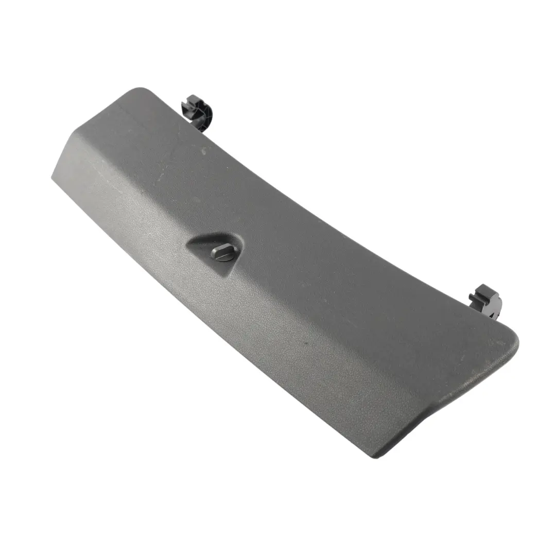 Dolna Osłona Tapicerka Klapy Bagażnika do Audi Q7 4L o numerze 4L0867973D Audi Q7 4L Dolna Osłona Tapicerka Klapy Bagażnika - SKU 4L0867973D - Numer Części 4L0867973D