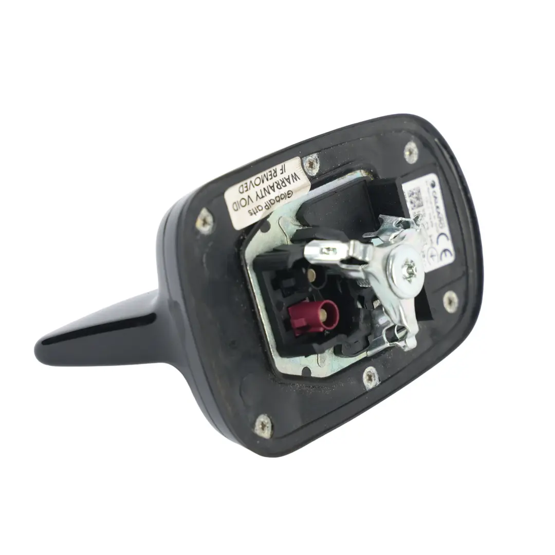 Antena Radio Techo Tiburón Negro Mítico Y9T para Audi A4 B9 S5 F5 con número de pieza 4M0035503N Audi A4 B9 S5 F5 Antena Radio Techo Tiburón Negro Mítico Y9T - SKU 4M0035503N-MYB - Número de pieza 4M0035503N