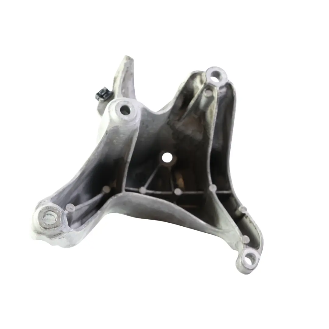 Wspornik Silnika Lewy 2.0 TDI do Audi A4 B9 A5 F5 o numerze 4M0199307CP Audi A4 B9 A5 F5 Wspornik Silnika Lewy 2.0 TDI - SKU 4M0199307CP - Numer Części 4M0199307CP