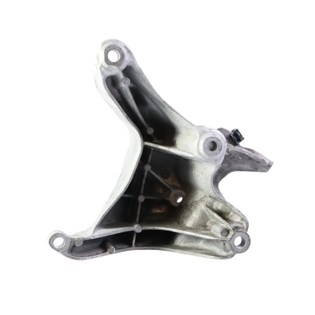 Audi A4 B9 A5 F5 Soporte Motor Diesel Izquierdo 2.0 TDI - SKU 4M0199307CP - Número de pieza 4M0199307CP