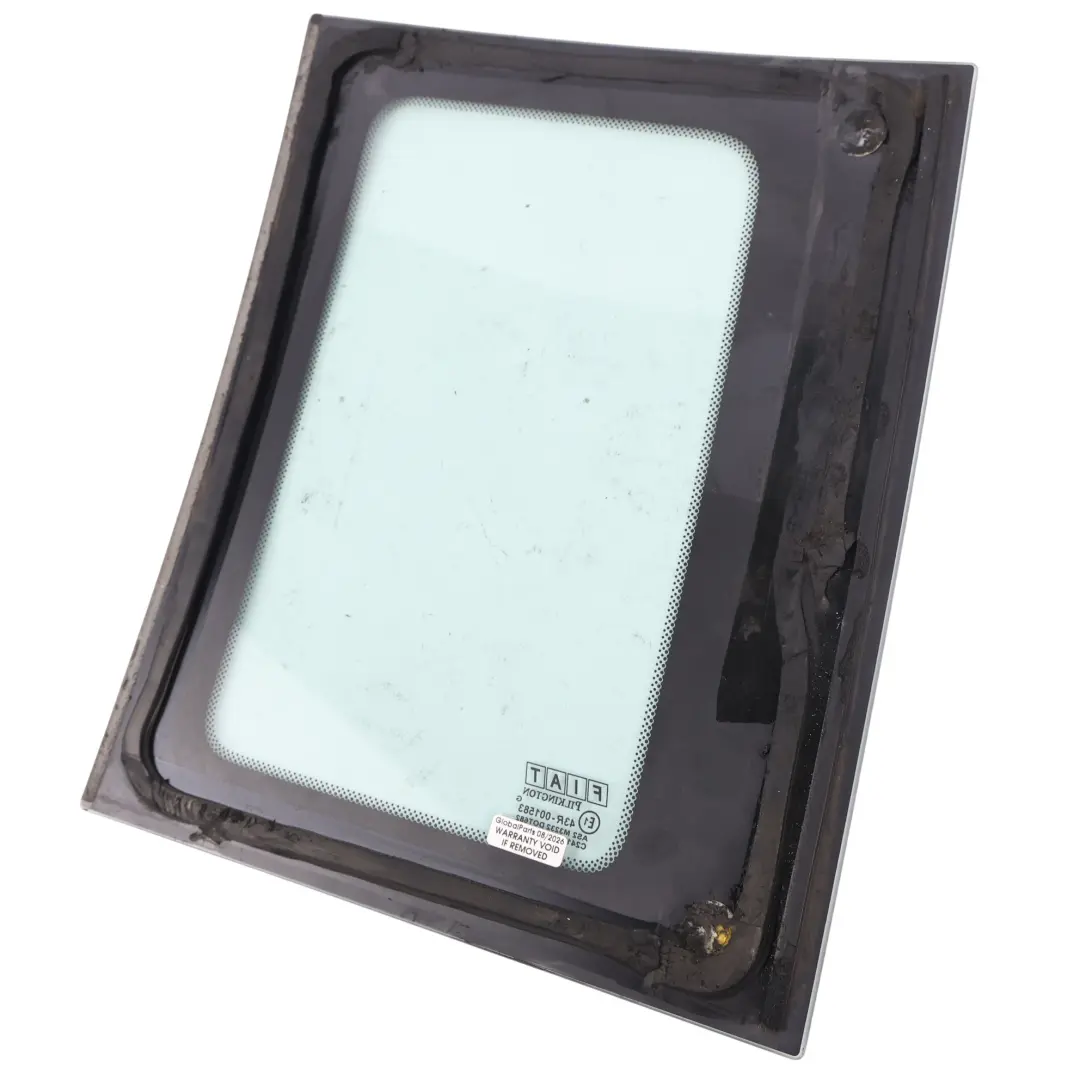 MK2 Festes Seitenscheibe Hinten Rechts Athermal für Fiat Panda mit Teilenummer 51779902 Fiat Panda MK2 Festes Seitenscheibe Hinten Rechts Athermal - SKU 51779902 - Teilenummer 51779902