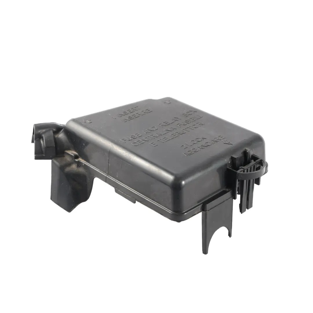 Mk2 Pokrywa Skrzynki Bezpieczników Pod Maską do Fiat Panda o numerze 51794731 Fiat Panda Mk2 Pokrywa Skrzynki Bezpieczników Pod Maską - SKU 51794731 - Numer Części 51794731