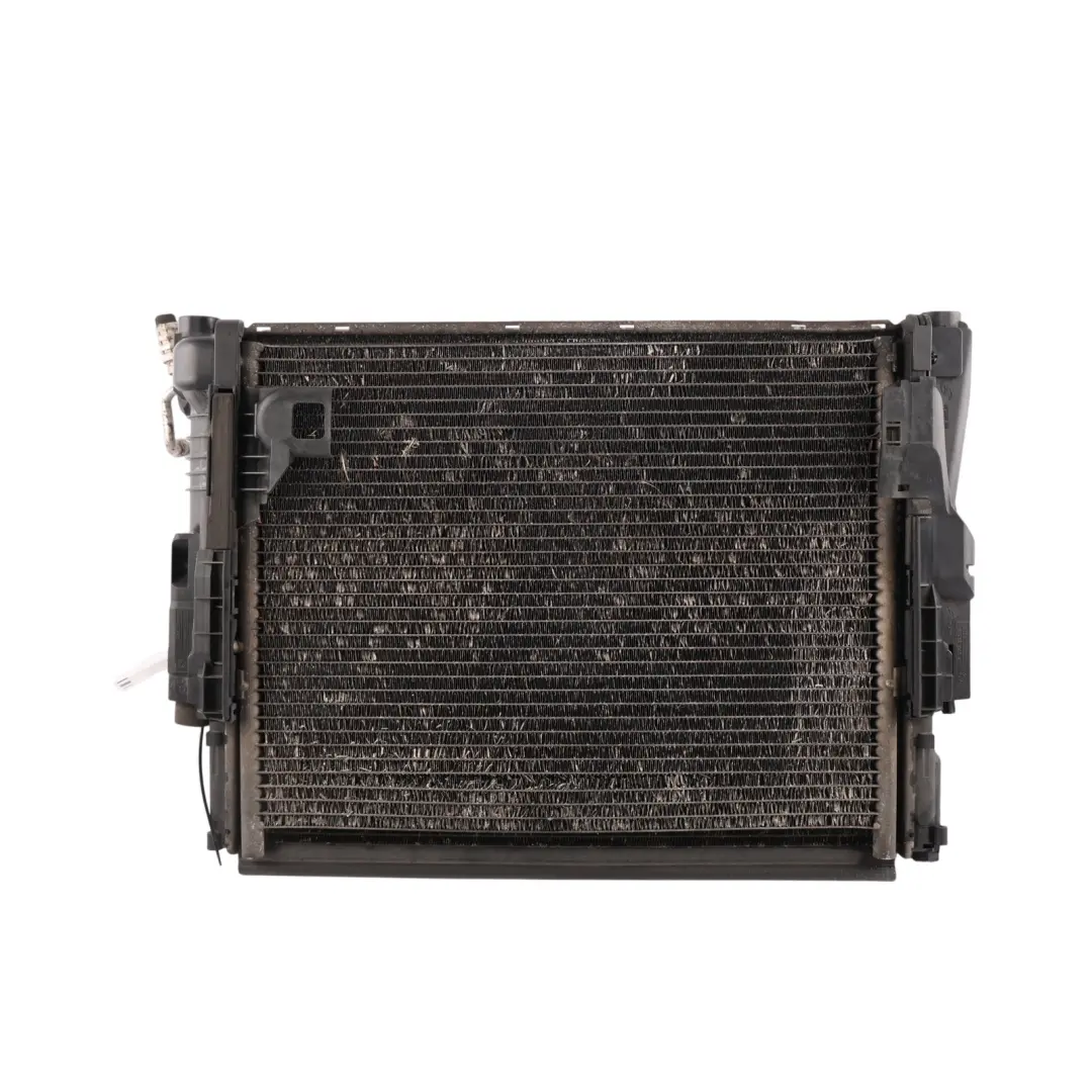 Cooling Radiator Water Coolant Unit to BMW Z4 E85 Engine with Part number 5B5C870 BMW Z4 E85 Engine Cooling Radiator Water Coolant Unit - SKU 5B5C870 - Part number 5B5C870