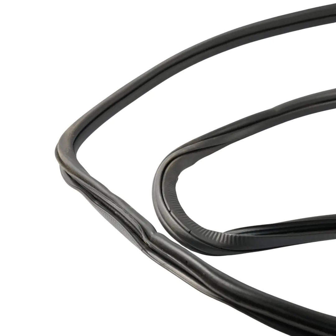 Door Window Seal Rubber Front Right O/S to Volkswagen Jetta A6 with Part number 5C6867912G Volkswagen Jetta A6 Door Window Seal Rubber Front Right O/S - SKU 5C6867912G - Part number 5C6867912G