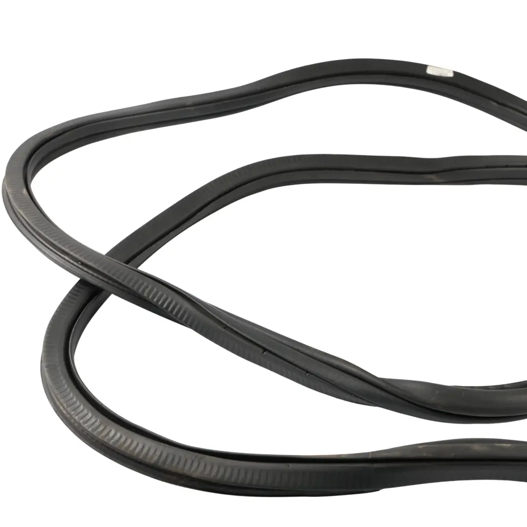Door Window Seal Rubber Front Right O/S to Volkswagen Jetta A6 with Part number 5C6867912G Volkswagen Jetta A6 Door Window Seal Rubber Front Right O/S - SKU 5C6867912G - Part number 5C6867912G
