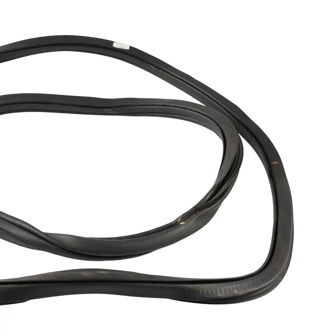 Door Window Seal Rubber Front Right O/S to Volkswagen Jetta A6 with Part number 5C6867912G Volkswagen Jetta A6 Door Window Seal Rubber Front Right O/S - SKU 5C6867912G - Part number 5C6867912G
