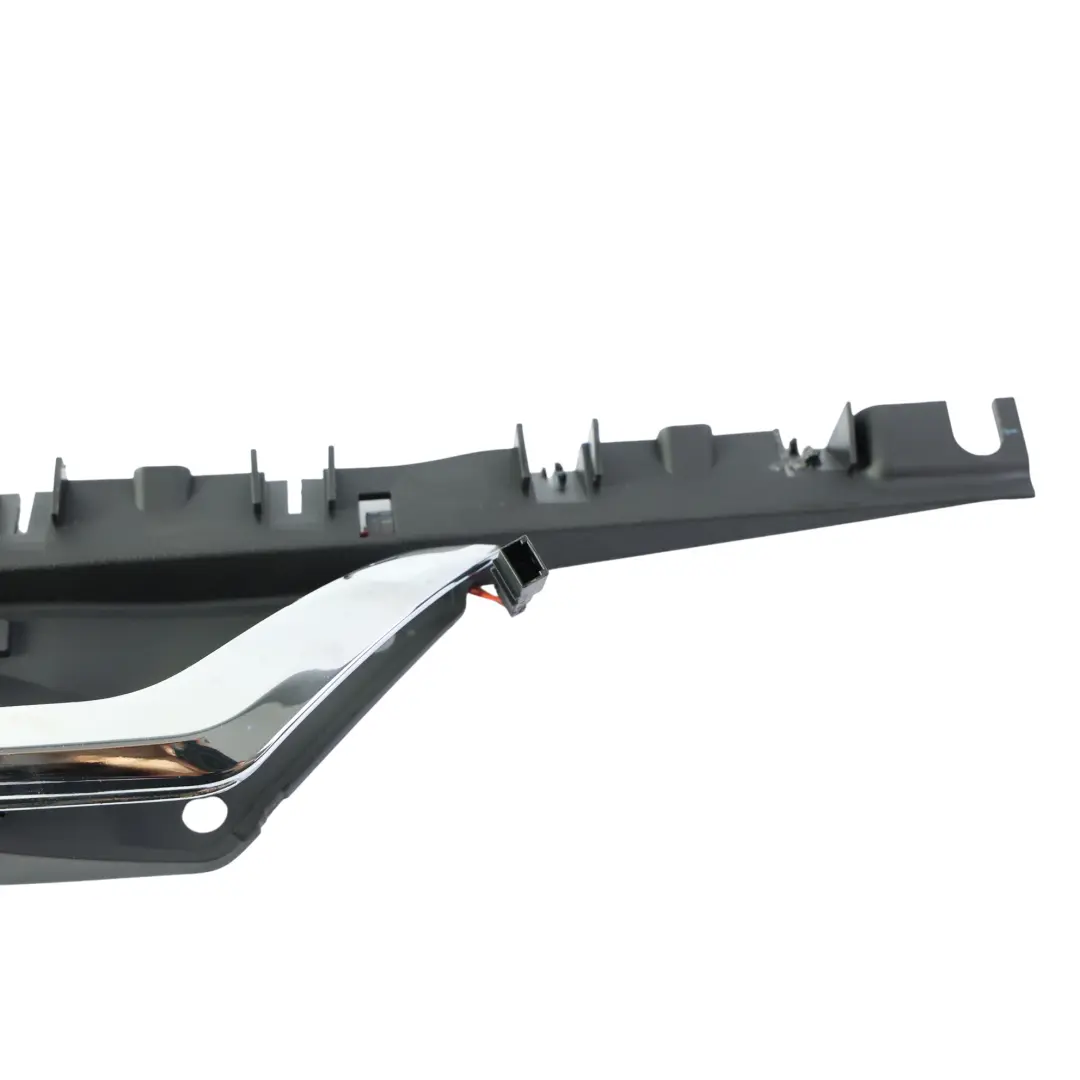 Supporto Maniglia Porta Interna Anteriore Sinistra per Skoda Octavia RS 5E con numero di parte 5E0837247 Skoda Octavia RS 5E Supporto Maniglia Porta Interna Anteriore Sinistra - SKU 5E0837247 - Numero di parte 5E0837247