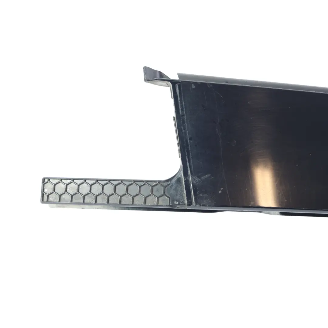 Skoda Octavia Mk3 Türverkleidung Hinten Außen B-Säule Links - SKU 5E0839901B - Teilenummer 5E0839901B