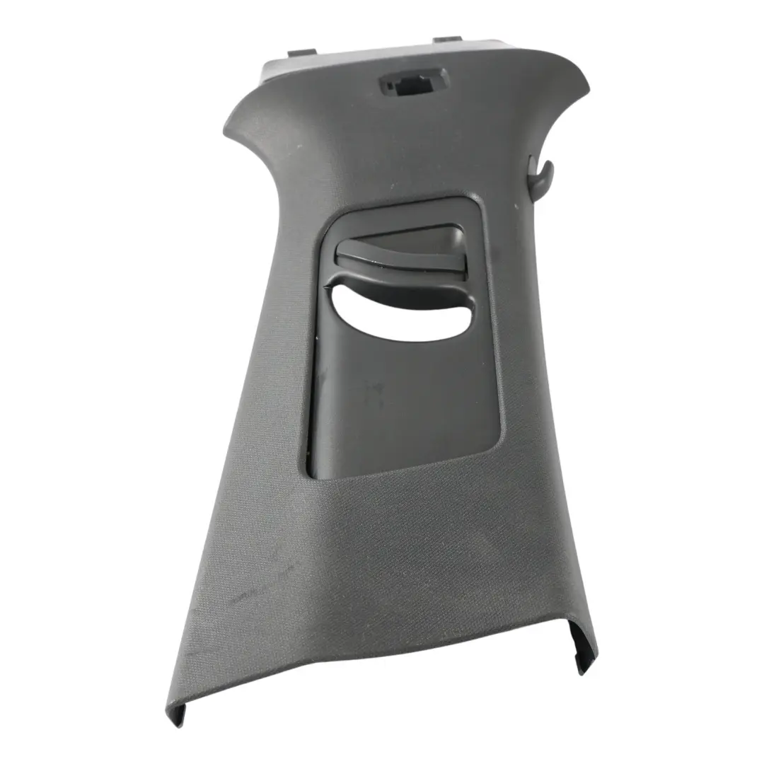 Modanatura Interna Pilastro B Superiore Destra per Skoda Octavia RS 5E con numero di parte 5E0867244A Skoda Octavia RS 5E Modanatura Interna Pilastro B Superiore Destra - SKU 5E0867244A - Numero di parte 5E0867244A