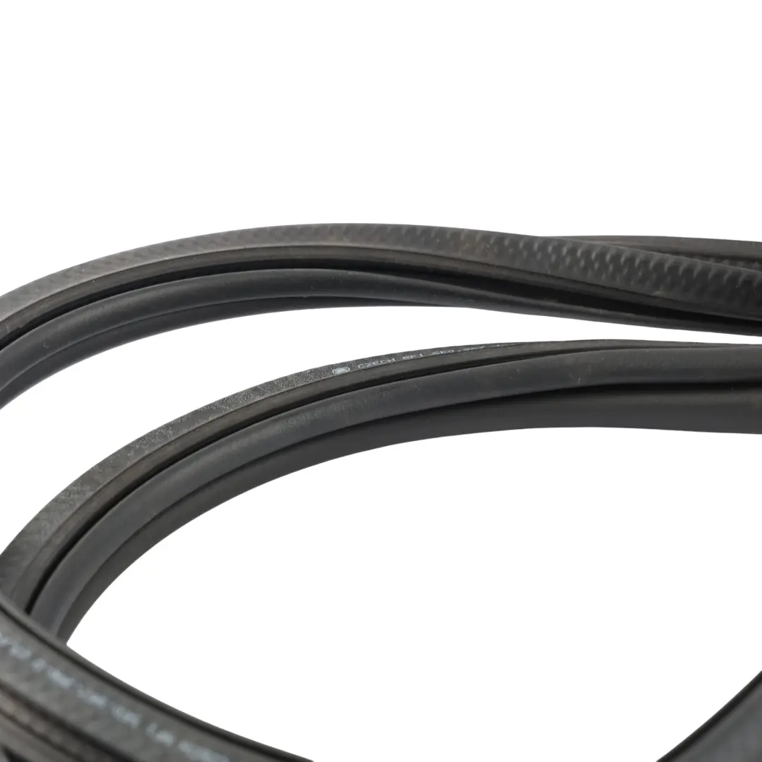 Mk3 Door Inner Seal Rubber Gasket Front Right O/S to Skoda Octavia with Part number 5E0867366E Skoda Octavia Mk3 Door Inner Seal Rubber Gasket Front Right O/S - SKU 5E0867366E - Part number 5E0867366E