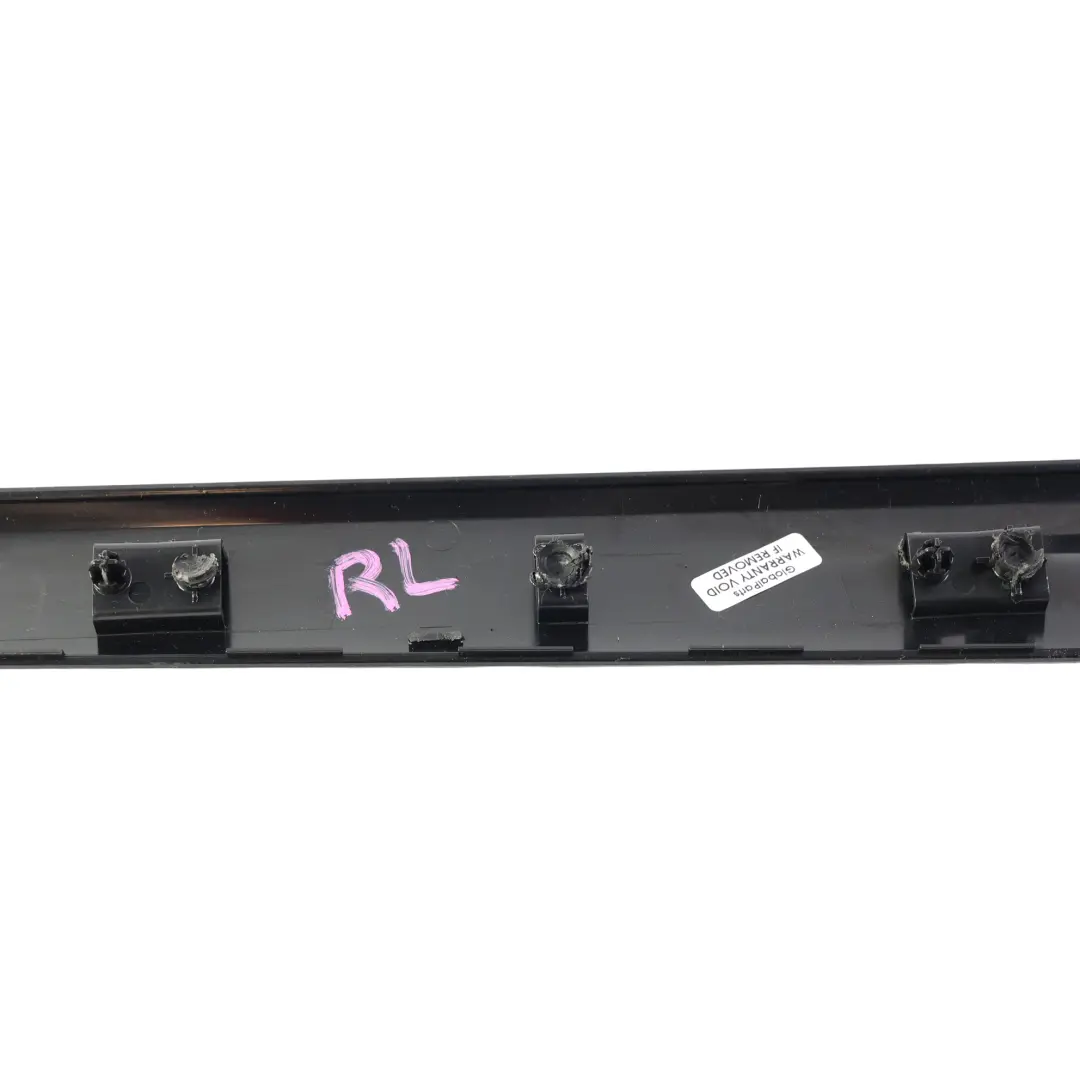 Türleiste Vorne Links Schwarz für Skoda Octavia RS 5E mit Teilenummer 5E0867459 Skoda Octavia RS 5E Türleiste Vorne Links Schwarz - SKU 5E0867459-2 - Teilenummer 5E0867459