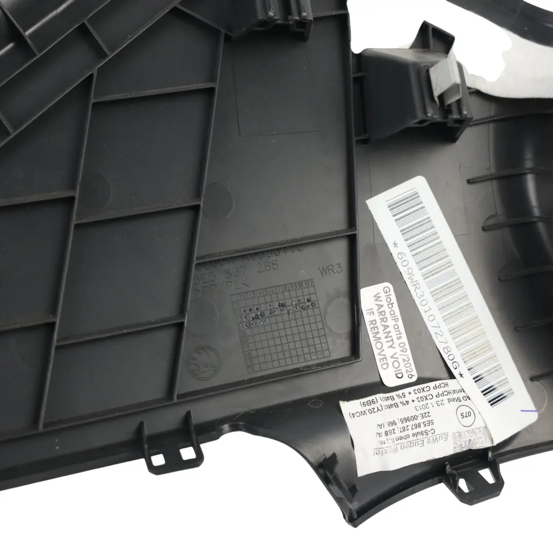 Skoda Octavia Mk3 Rivestimento Montante C Superiore Destro - SKU 5E5867288C - Numero di parte 5E5867288