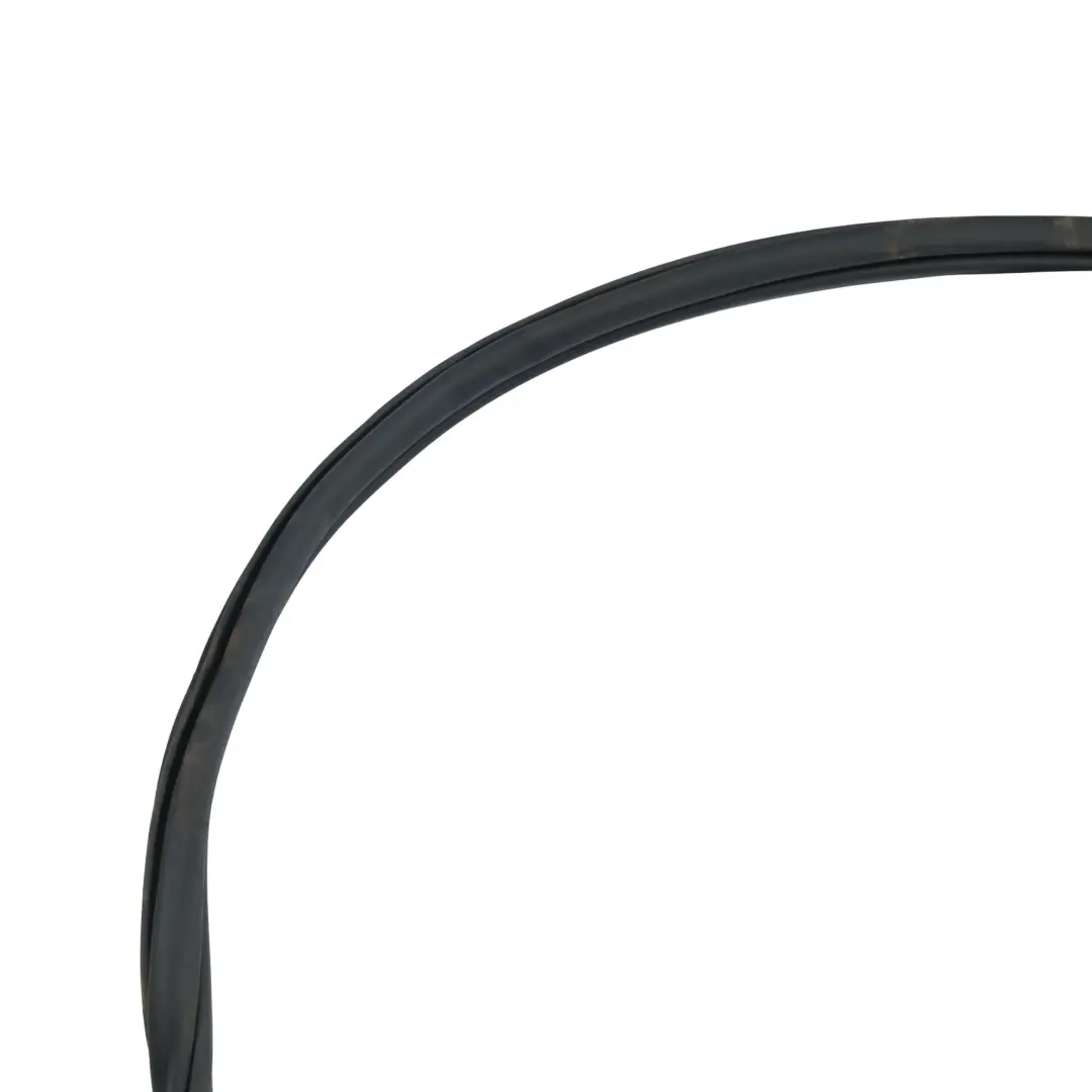 Guarnizione Portiera Posteriore Sinistra per Skoda Octavia RS 5E con numero di parte 5E5867367D Skoda Octavia RS 5E Guarnizione Portiera Posteriore Sinistra - SKU 5E5867367D - Numero di parte 5E5867367D