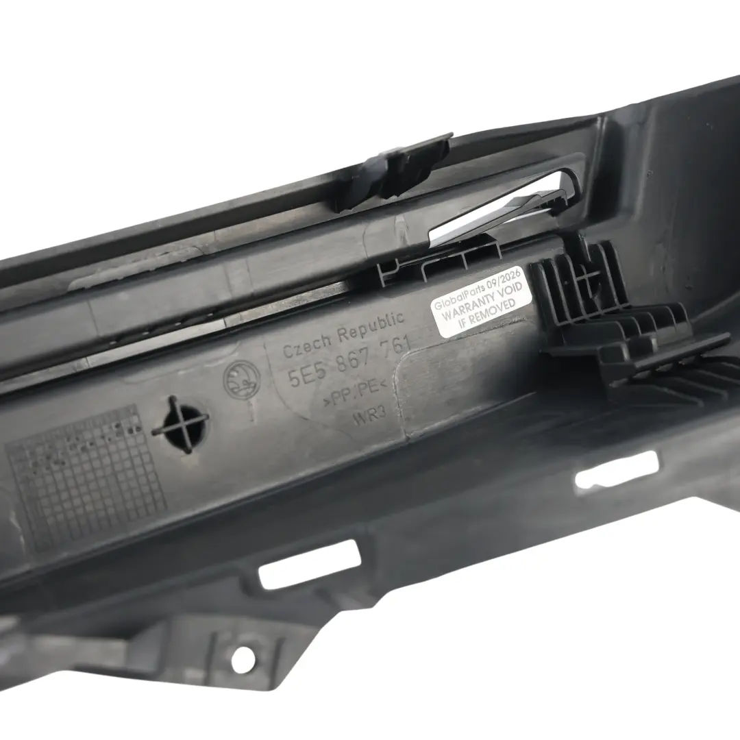 Mk3 5E Staffa Supporto Cappelliera Baule Sinistra per Skoda Octavia con numero di parte 5E5867761A Skoda Octavia Mk3 5E Staffa Supporto Cappelliera Baule Sinistra - SKU 5E5867761A - Numero di parte 5E5867761A