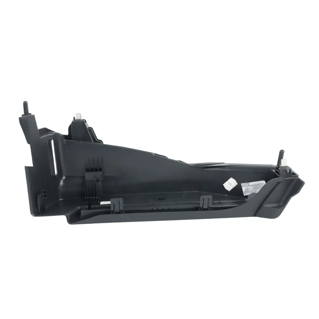 Mk3 5E Staffa Supporto Cappelliera Baule Sinistra per Skoda Octavia con numero di parte 5E5867761A Skoda Octavia Mk3 5E Staffa Supporto Cappelliera Baule Sinistra - SKU 5E5867761A - Numero di parte 5E5867761A