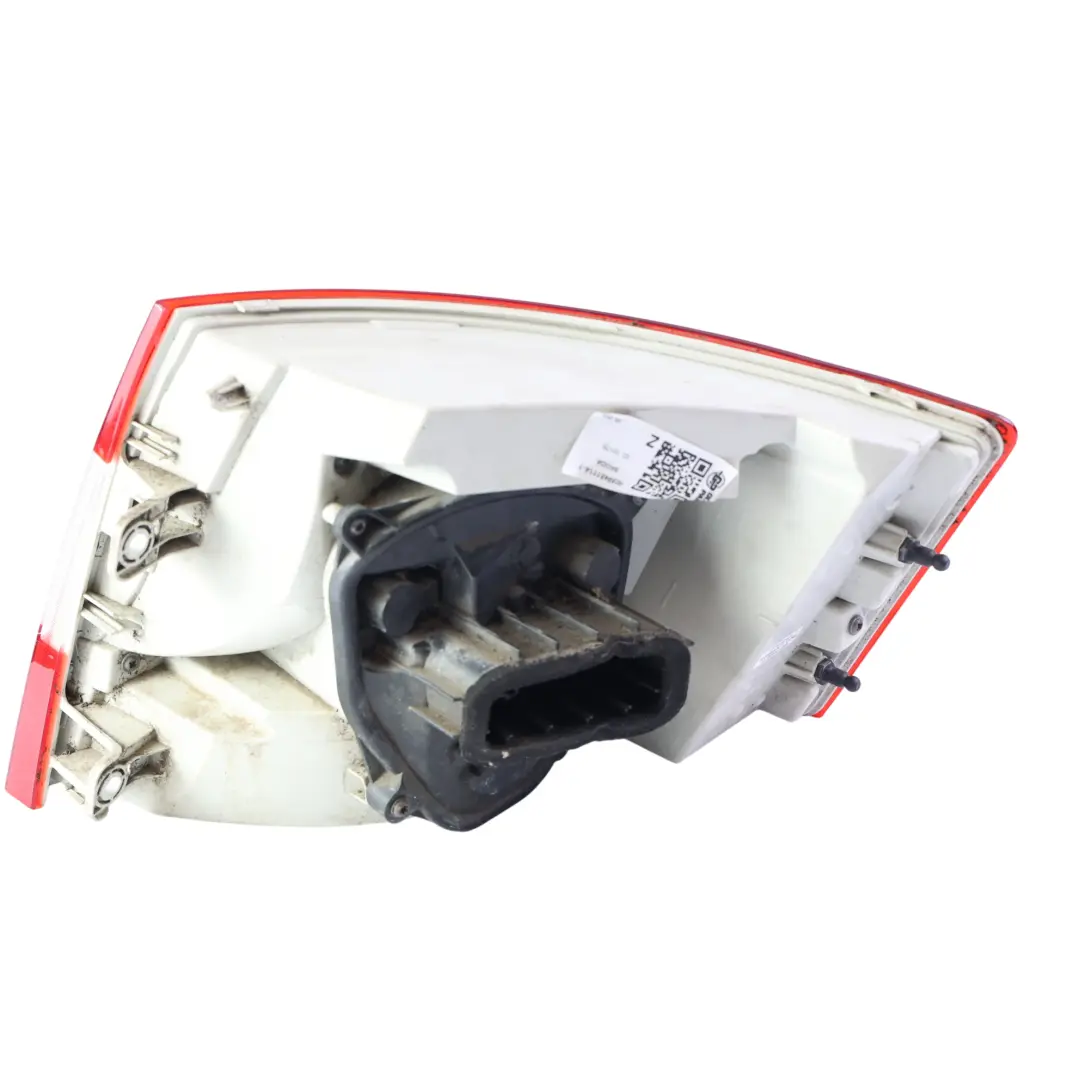 Lampa Tylna LED Lewa do Skoda Octavia RS 5E o numerze 5E5945111A Skoda Octavia RS 5E Lampa Tylna LED Lewa - SKU 5E5945111A-1 - Numer Części 5E5945111A