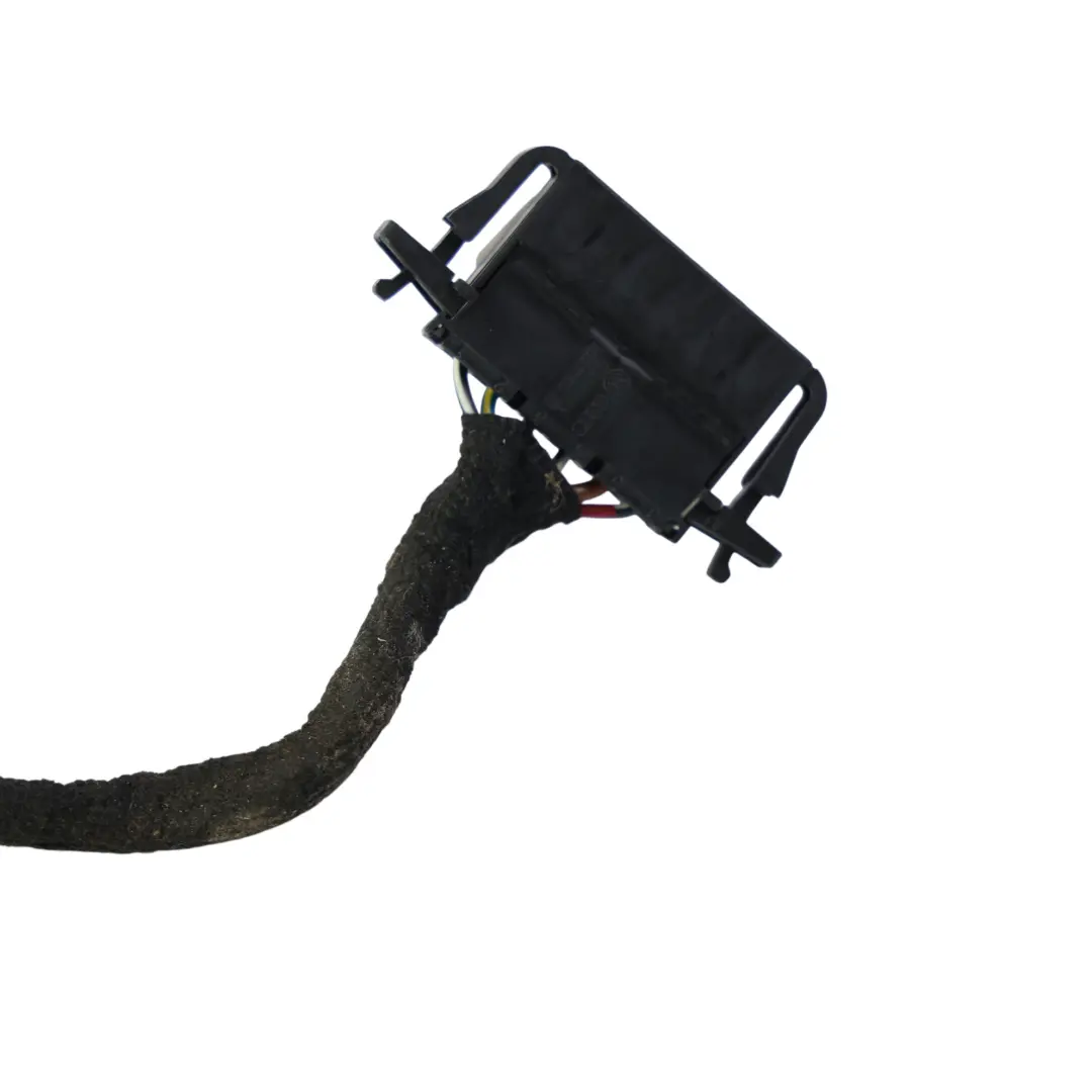 MK3 Rear LED Tail Light Lamp Left N/S Harness Loom Wire to Skoda Octavia with Part number 5E5945111A Skoda Octavia MK3 Rear LED Tail Light Lamp Left N/S Harness Loom Wire - SKU 5E5945111A-2 - Part number 5E5945111A