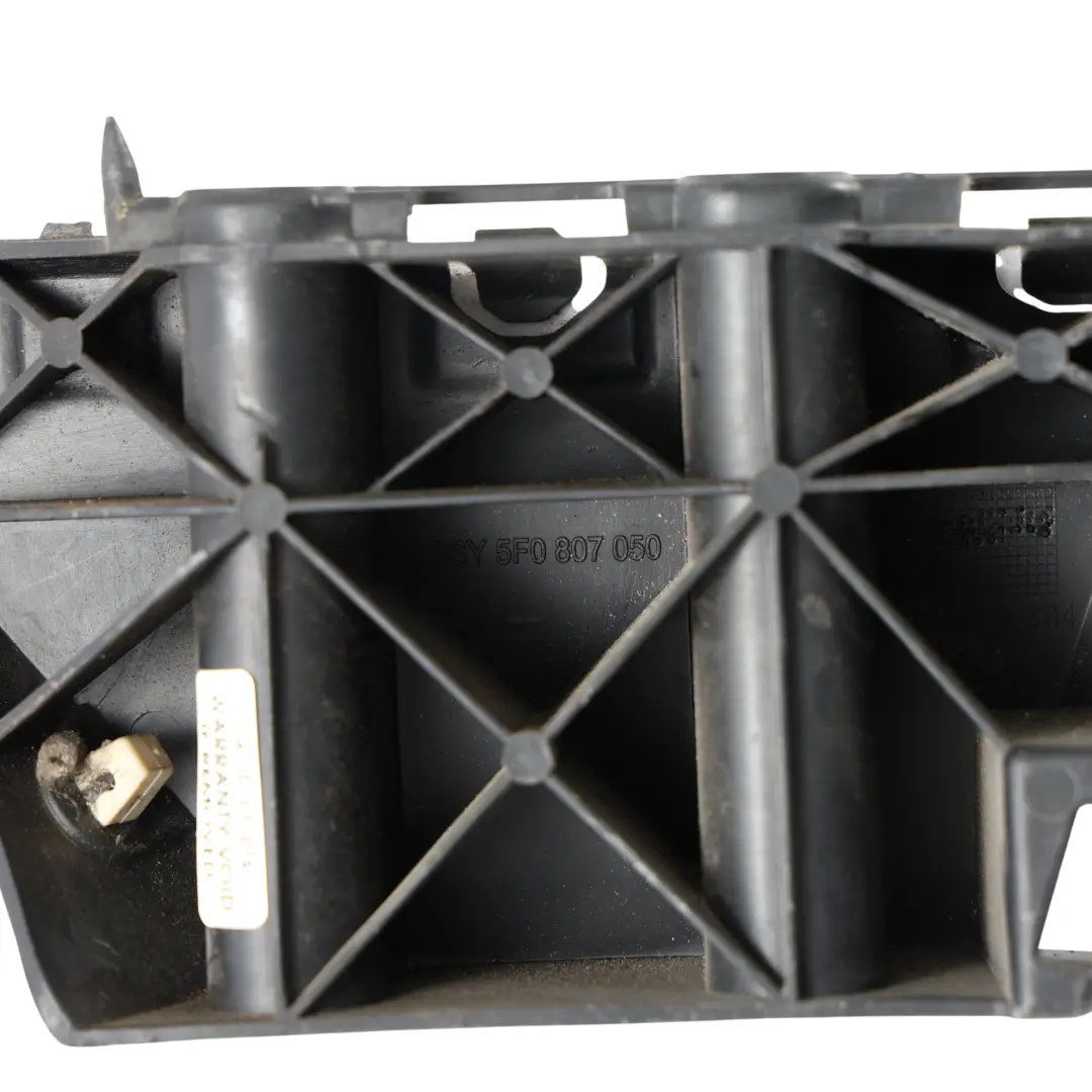 Seat Leon Cupra 5F Guida Montaggio Paraurti Anteriore Destro - SKU 5F0807050 - Numero di parte 5F0807050