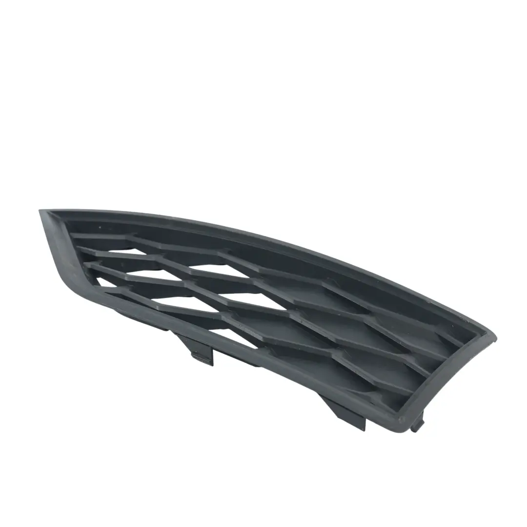 5F Rejilla Antinieblas Parachoques Frontal Izquierda para Seat Leon Cupra con número de pieza 5F0853665C Seat Leon Cupra 5F Rejilla Antinieblas Parachoques Frontal Izquierda - SKU 5F0853665C - Número de pieza 5F0853665C