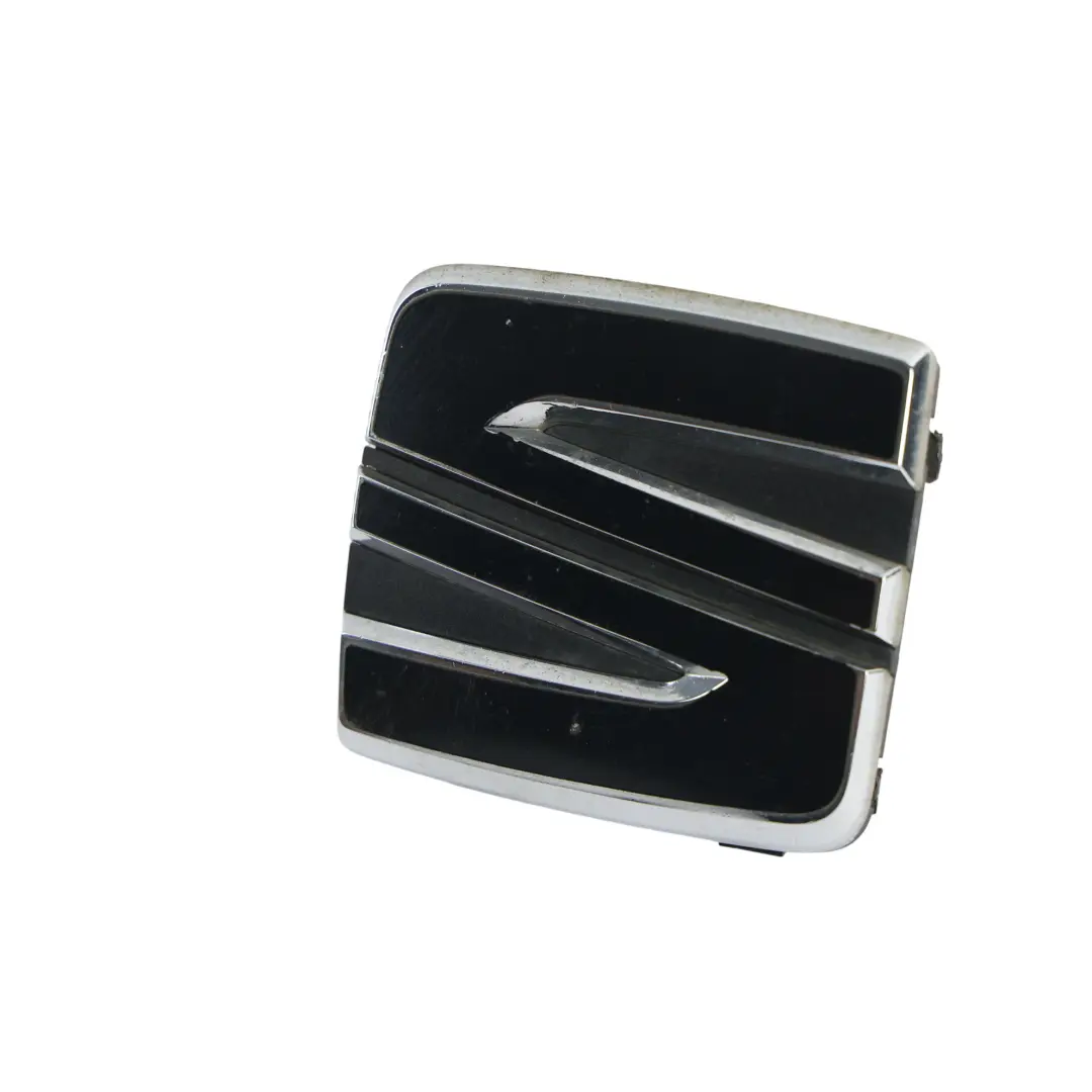 Seat Leon Cupra 5F Kühlergrill Vorne Chrom Emblem Logo Abdeckung - SKU 5F0853679A - Teilenummer 5F0853679A