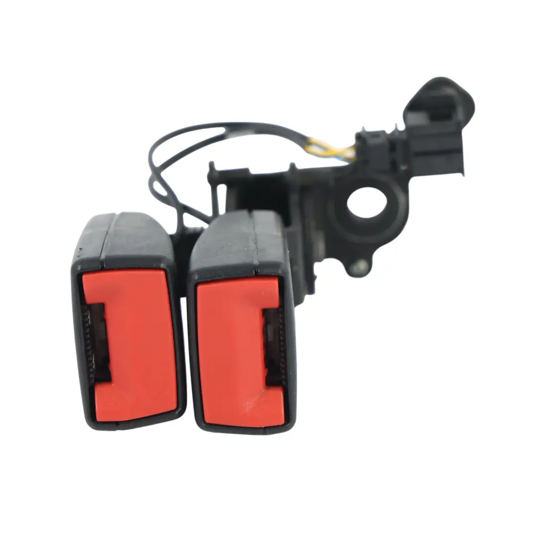 5F Zapinka Pasa Tylna Lewa do Seat Leon Cupra o numerze 5F0857739A Seat Leon Cupra 5F Zapinka Pasa Tylna Lewa - SKU 5F0857739A - Numer Części 5F0857739A