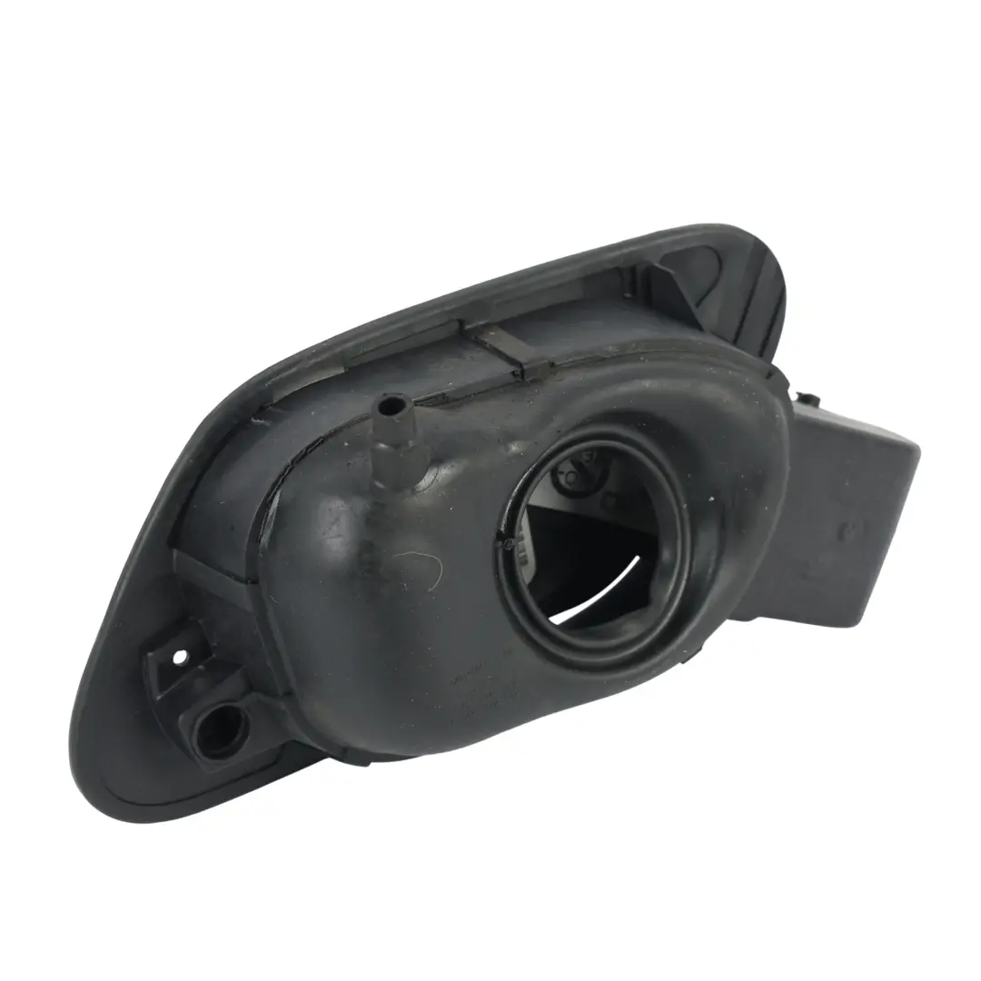 Volkswagen Golf Mk7 Klapka Podstawa Wlewu Paliwa - SKU 5G0809857-2 - Numer Części 5G0809857