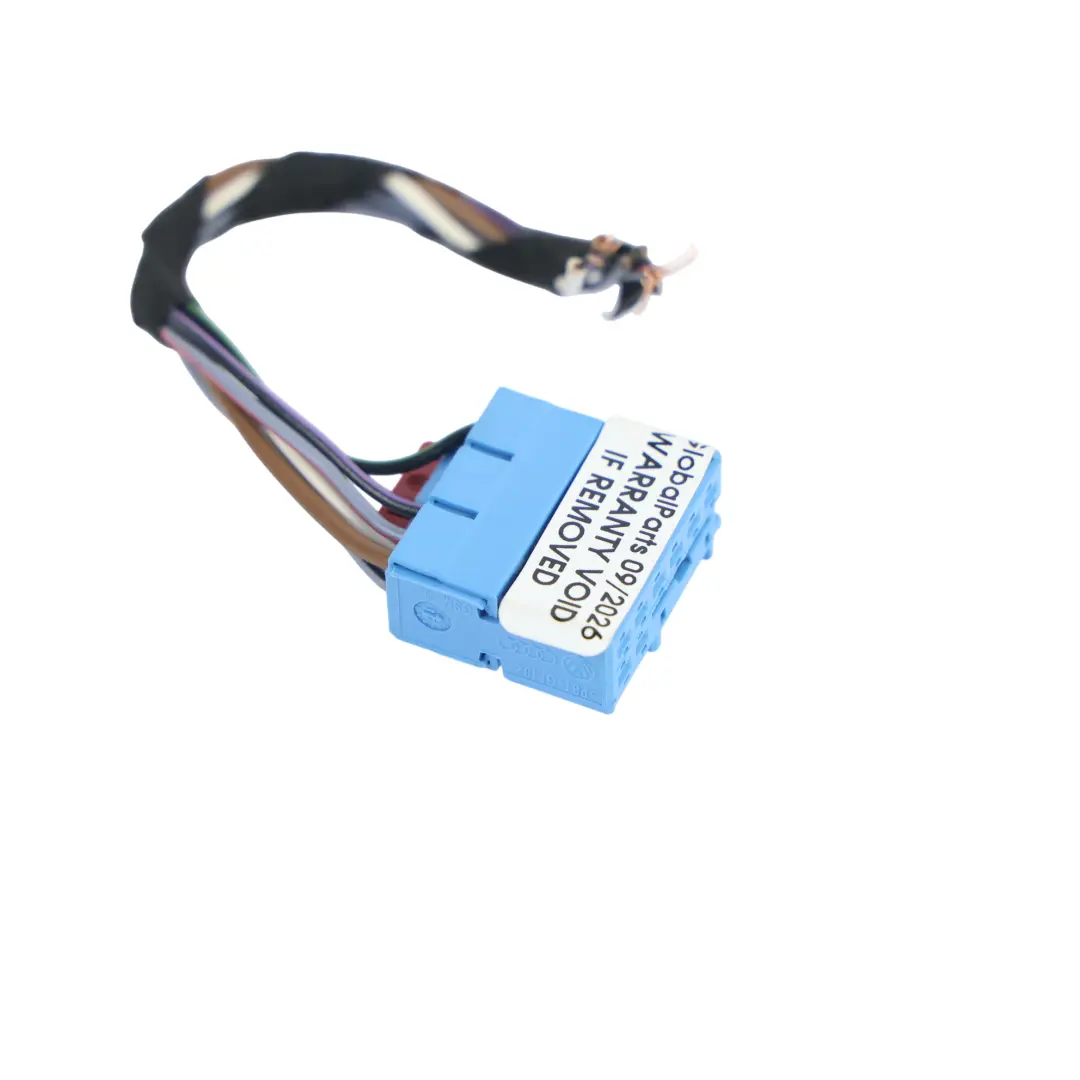 Volkswagen Golf Mk7 Prise Câblage Feu Arrière Droit 5G0945208 - SKU 5G0945208G-2 - Numéro de pièce 5G0945208G