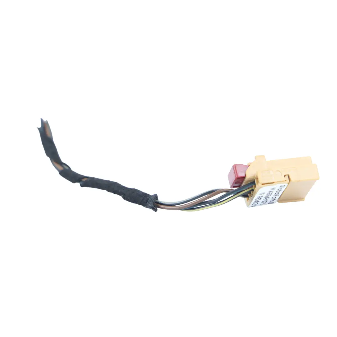 Volkswagen Golf Mk7 Prise Douille Câblage Lampe Coffre Gauche LED - SKU 5G0945307G-2 - Numéro de pièce 5G0945307G