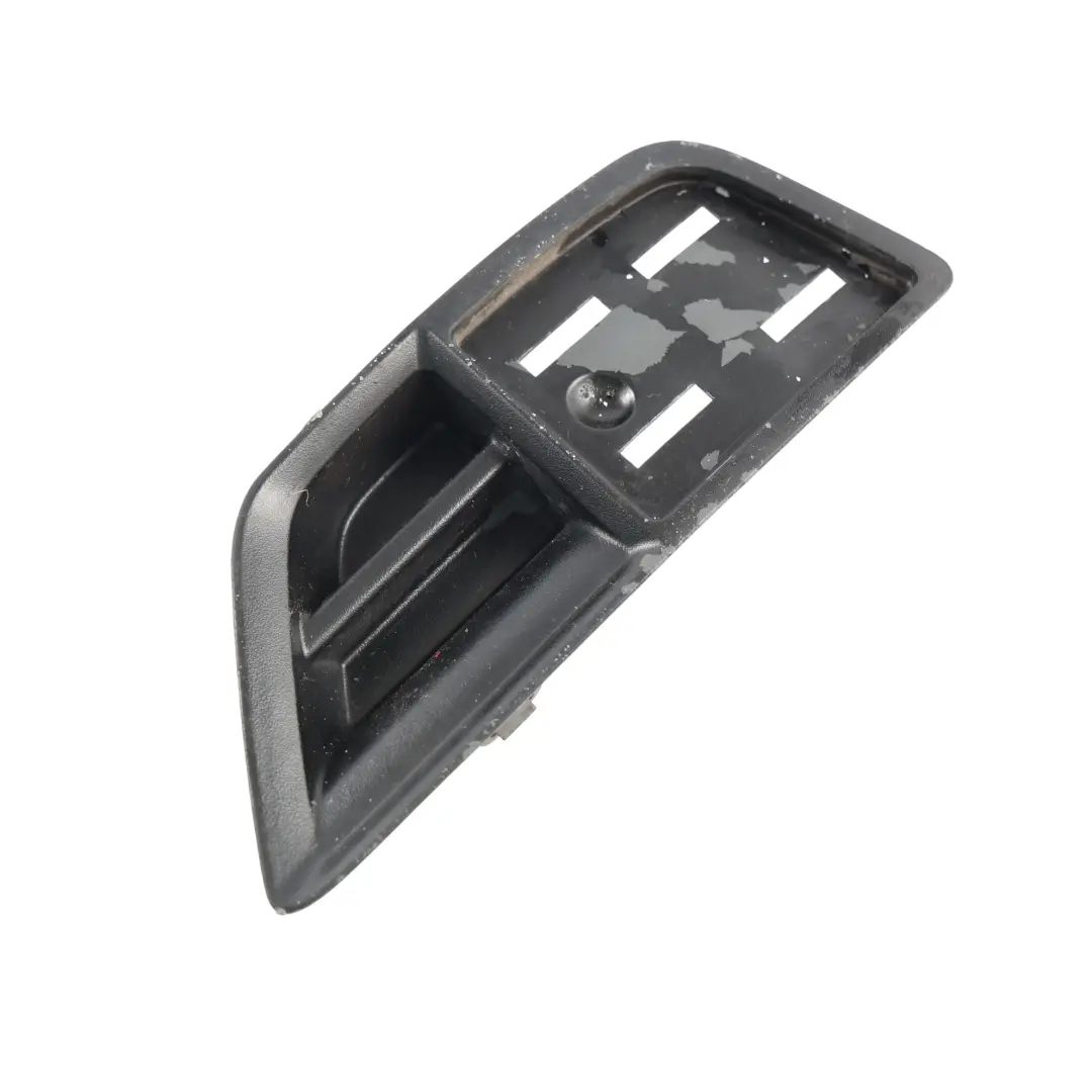 Mk5 Reflektor Blende Stoßstange Hinten Links für Ford Fiesta mit Teilenummer 5S6Y-17A818-A Ford Fiesta Mk5 Reflektor Blende Stoßstange Hinten Links - SKU 5S6Y-17A818-A - Teilenummer 5S6Y-17A818-A