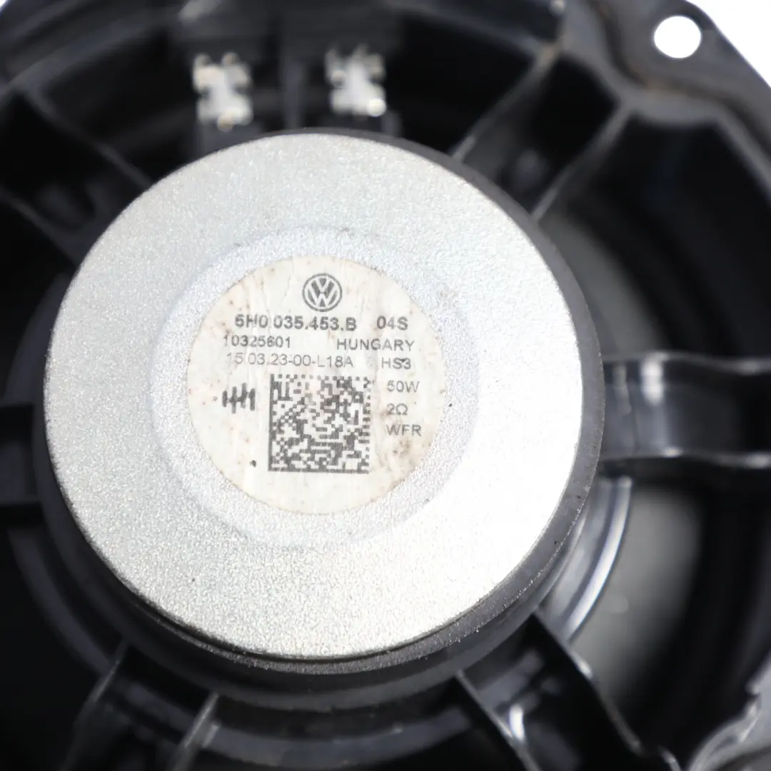 Mk8 Rear Door Loudspeaker Speaker Left Right N/O/S to Volkswagen Golf with Part number 5H0035453B Volkswagen Golf Mk8 Rear Door Loudspeaker Speaker Left Right N/O/S - SKU 5H0035453B - Part number 5H0035453B
