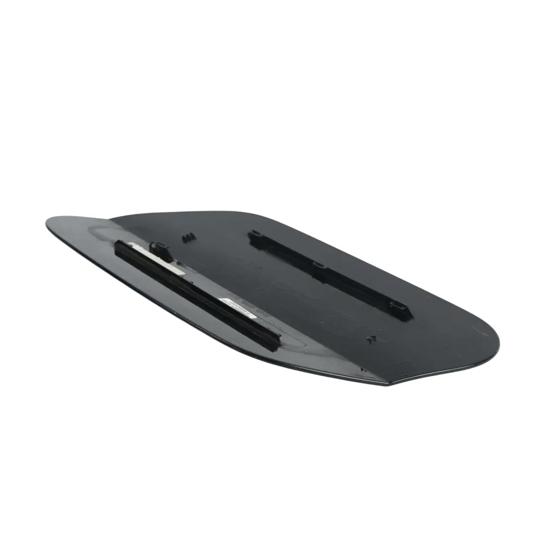 Klapka Wlewu Paliwa Deep Black Pearl C9X do Volkswagen Golf CD1 o numerze 5H0809909 Volkswagen Golf CD1 Klapka Wlewu Paliwa Deep Black Pearl C9X - SKU 5H0809909-DBL - Numer Części 5H0809909