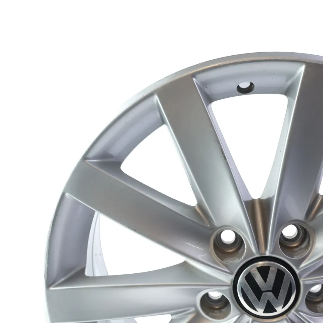 Mk6 Silberne Leichtmetallfelge Alufelge 17" 7J ET:54 für Volkswagen Golf mit Teilenummer 5K0601025F Volkswagen Golf Mk6 Silberne Leichtmetallfelge Alufelge 17" 7J ET:54 - SKU 5K0601025F - Teilenummer 5K0601025F