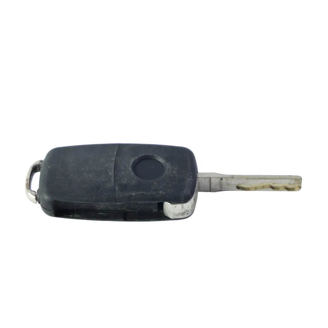 Mk6 Remote Key Radio Alarm Key Fob Opener 3 Button to Volkswagen VW Golf with Part number 5K0837202Q Volkswagen VW Golf Mk6 Remote Key Radio Alarm Key Fob Opener 3 Button - SKU 5K0837202Q-1 - Part number 5K0837202Q