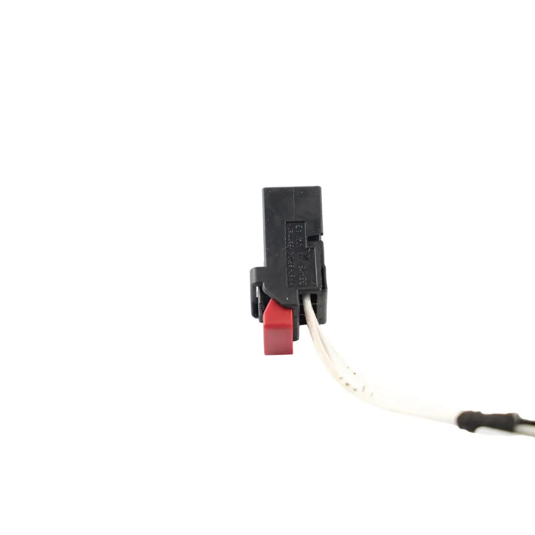 MK6 Lampa Tylna Wewnętrzna Kabel Prawa do Volkswagen Golf o numerze 5K0945094AH Volkswagen Golf MK6 Lampa Tylna Wewnętrzna Kabel Prawa - SKU 5K0945094AH-2 - Numer Części 5K0945094AH