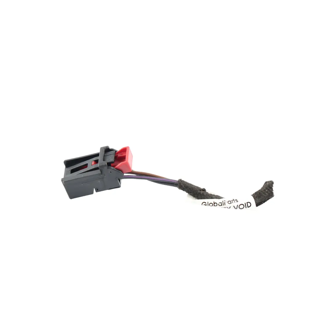 Volkswagen Golf Mk6 Lampa Tylna Zewnętrzna Z Wiązką Prawa - SKU 5K0945096P-1 - Numer Części 5K0945096P