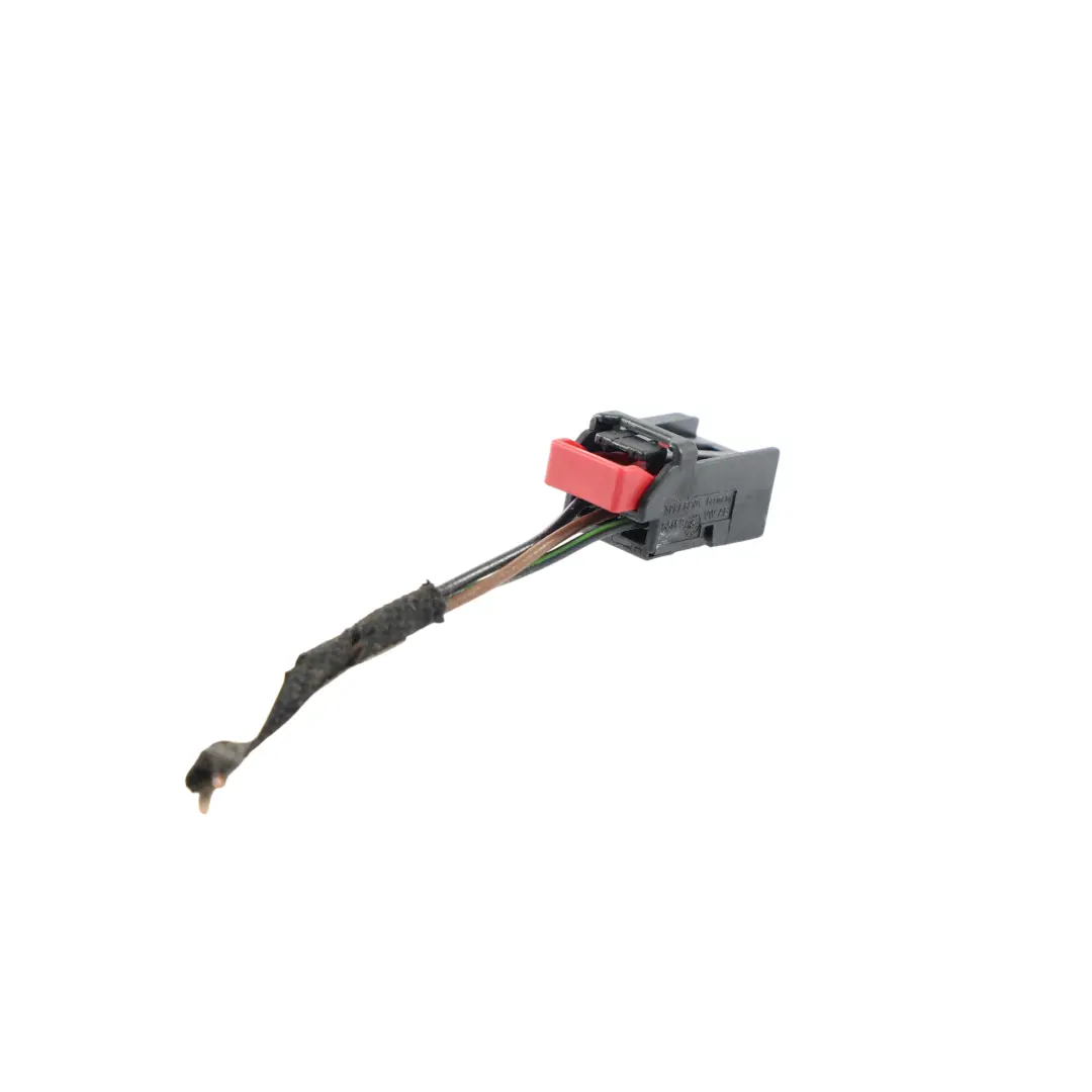 Volkswagen Golf Mk6 Lampa Tylna Zewnętrzna Z Wiązką Prawa - SKU 5K0945096P-1 - Numer Części 5K0945096P