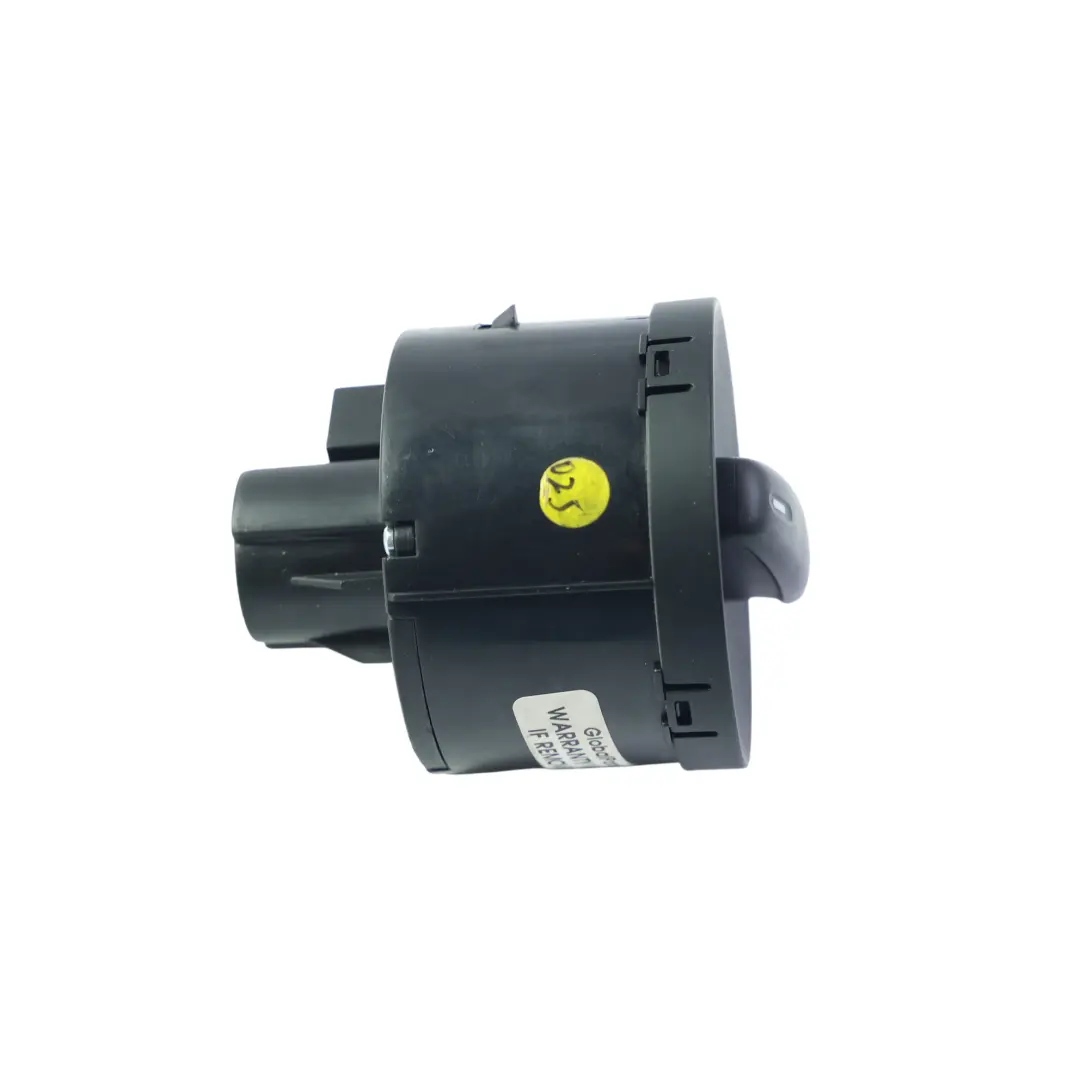Headlight Fog Lamp Control Switch Panel to Volkswagen Caddy Maxi 2C with Part number 5KD941431A Volkswagen Caddy Maxi 2C Headlight Fog Lamp Control Switch Panel - SKU 5KD941431A - Part number 5KD941431A