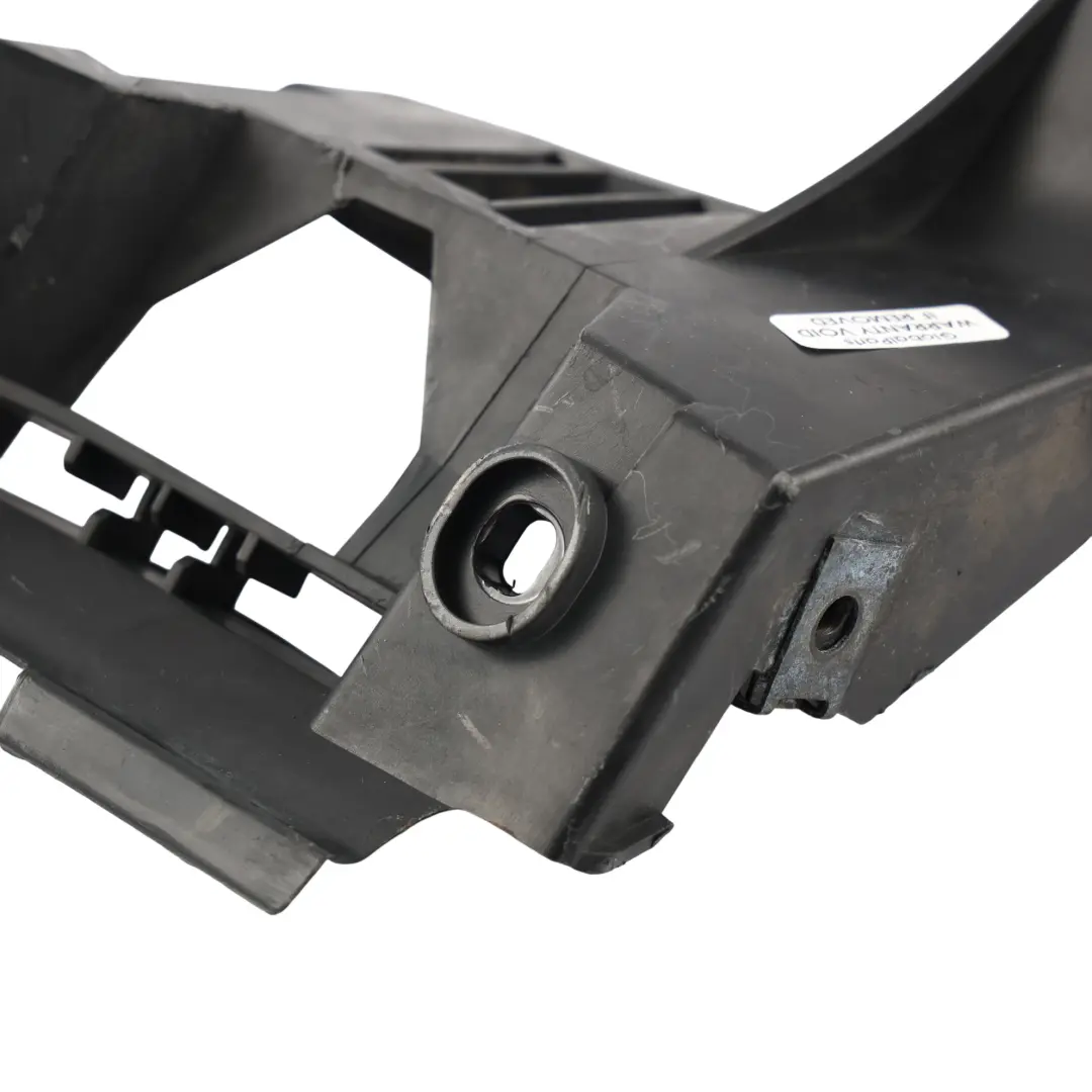 5M Support Fixation Pare-Chocs Arrière Gauche pour Volkswagen Golf Plus à propos du numéro de pièce 5M0807375 Volkswagen Golf Plus 5M Support Fixation Pare-Chocs Arrière Gauche - SKU 5M0807375 - Numéro de pièce 5M0807375