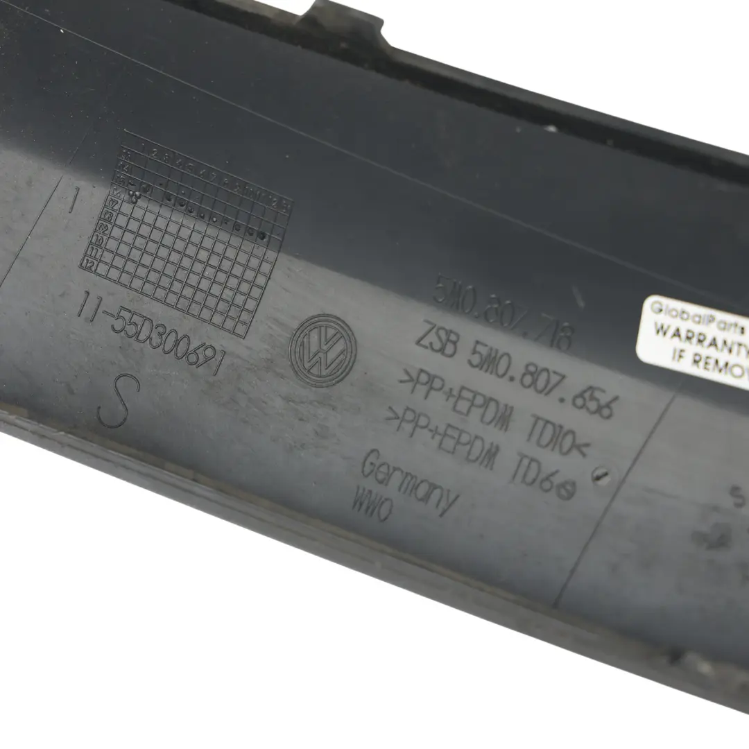 5M Listwa Ochronna Zderzaka Prawa do Volkswagen Golf Plus o numerze 5M0807656 Volkswagen Golf Plus 5M Listwa Ochronna Zderzaka Prawa - SKU 5M0807656 - Numer Części 5M0807656