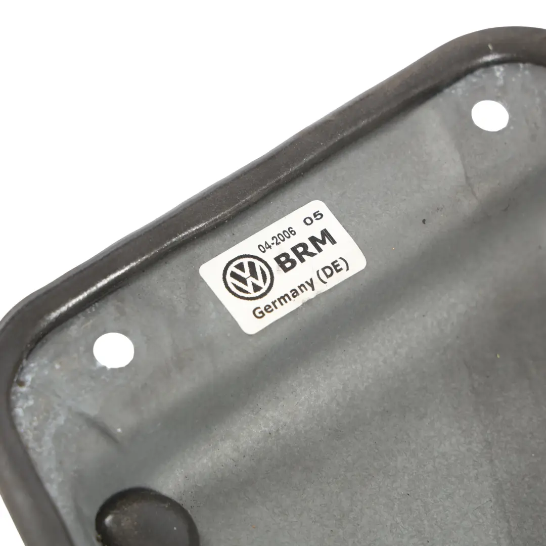 Podnośnik Szyby Drzwi Przedni Lewy do Volkswagen Golf Plus o numerze 5M0837461 Volkswagen Golf Plus Podnośnik Szyby Drzwi Przedni Lewy - SKU 5M0837461 - Numer Części 5M0837461