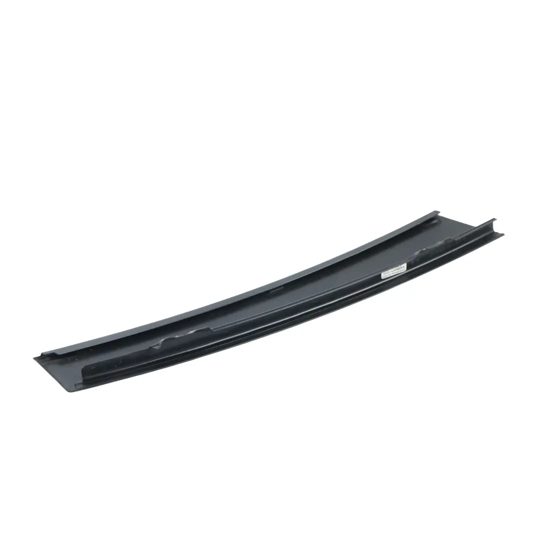 Volkswagen Golf Plus 5M Garniture Montant Cadre Vitre Porte Droite - SKU 5M0837902 - Numéro de pièce 5M083790203C
