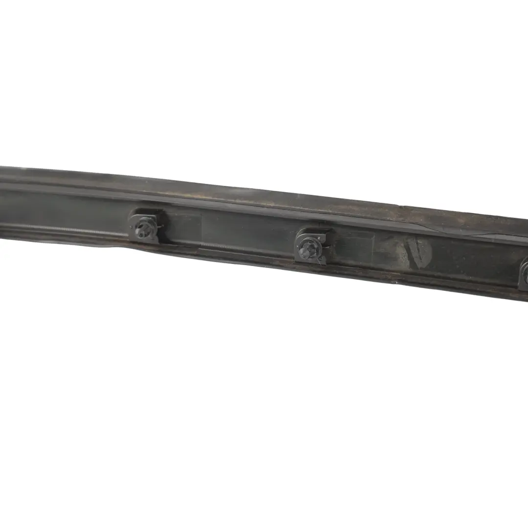 Guarnizione Porta Posteriore Sinistra per Volkswagen Golf Plus con numero di parte 5M0839373C Volkswagen Golf Plus Guarnizione Porta Posteriore Sinistra - SKU 5M0839373C - Numero di parte 5M0839373C