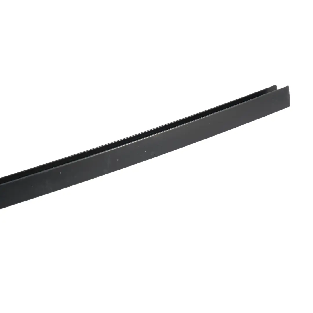 Volkswagen Golf Plus Listwa Prowadnica Szyby Drzwi Tylna Lewa - SKU 5M0839407 - Numer Części 5M0839407