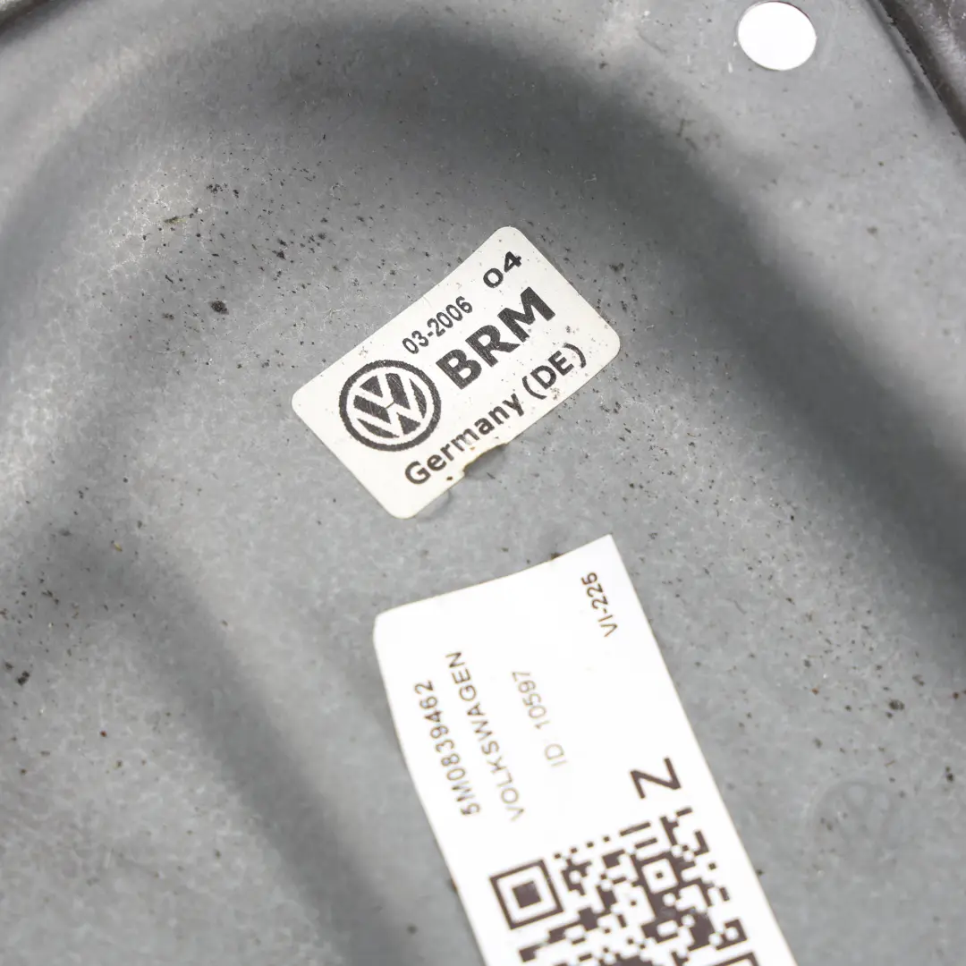 Mécanisme Lève-Vitre Arrière Droit pour Volkswagen Golf Plus à propos du numéro de pièce 5M0839462 Volkswagen Golf Plus Mécanisme Lève-Vitre Arrière Droit - SKU 5M0839462 - Numéro de pièce 5M0839462