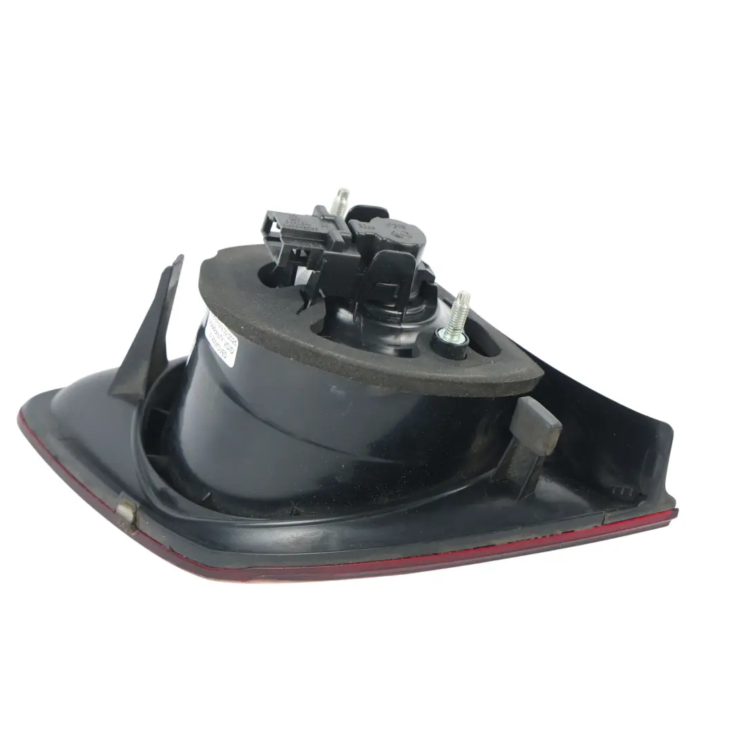 Inner Lamp Right O/S Boot Lid Light to VW Volkswagen Golf Plus Rear with Part number 5M0945094K VW Volkswagen Golf Plus Rear Inner Lamp Right O/S Boot Lid Light - SKU RHD-5M0945094K - Part number 5M0945094K