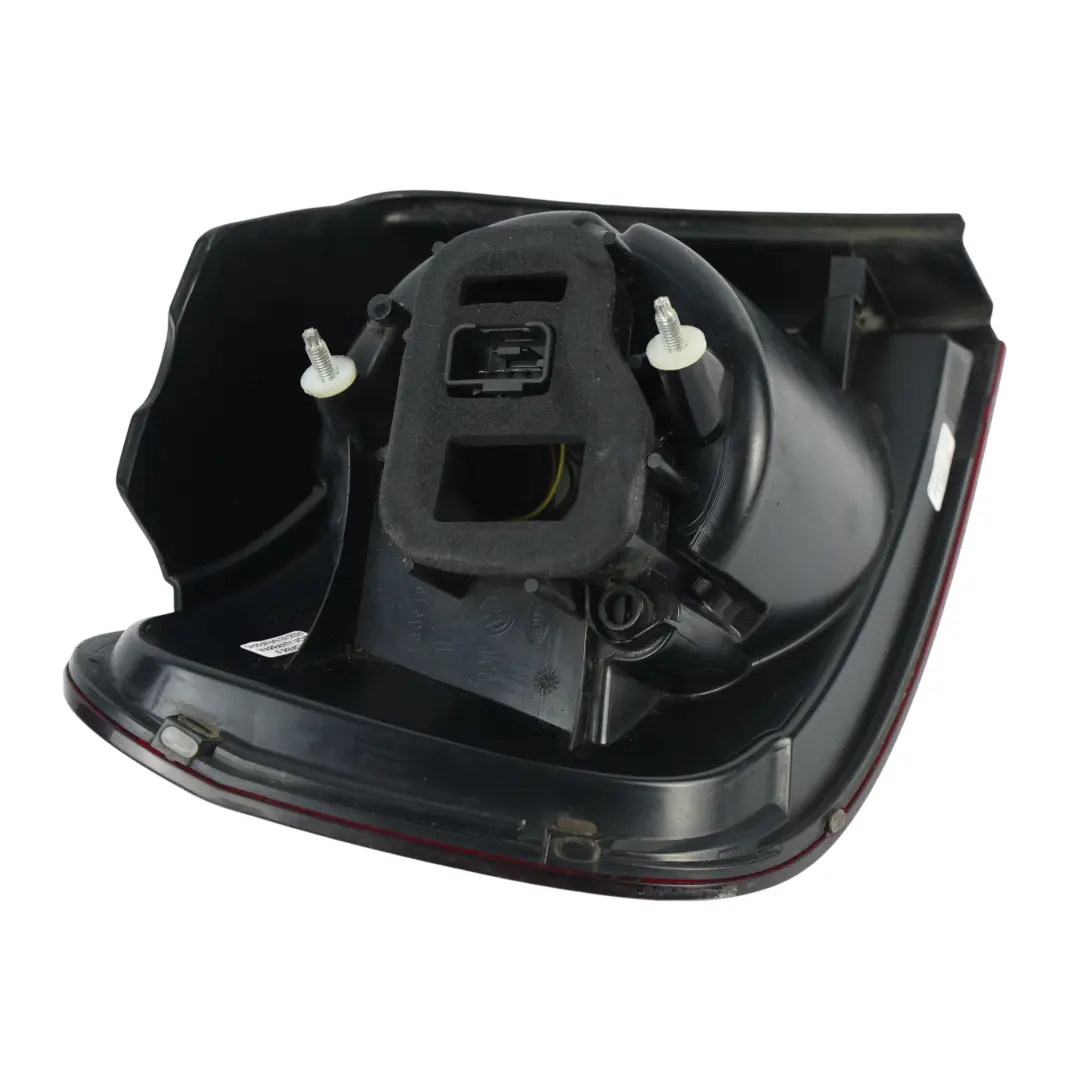 Mk5 Lampa Tylna Prawa do Volkswagen Golf Plus o numerze 5M0945096M Volkswagen Golf Plus Mk5 Lampa Tylna Prawa - SKU 5M0945096M - Numer Części 5M0945096M